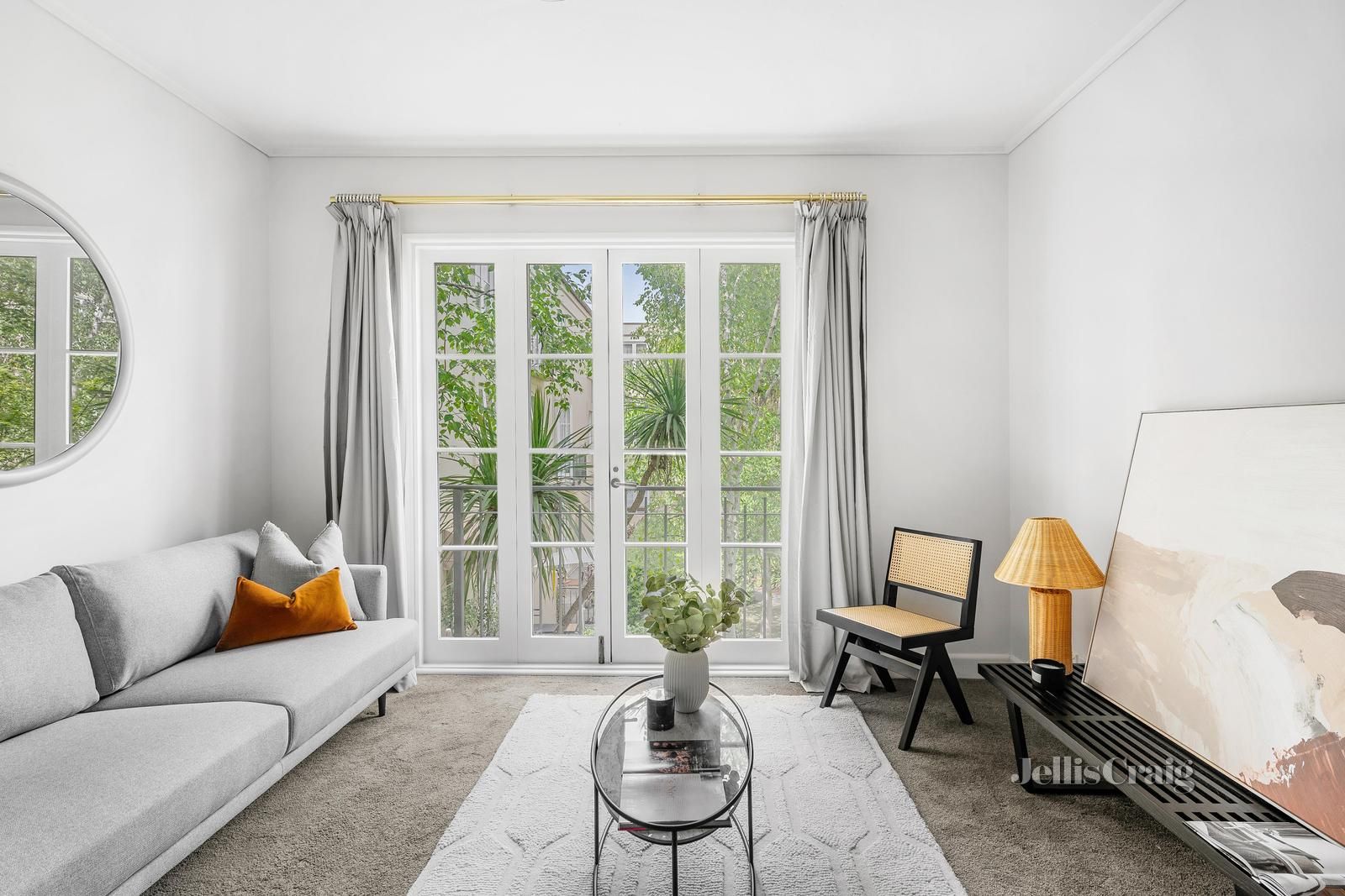 1 bedrooms Apartment / Unit / Flat in 27/201 Wellington Parade South EAST MELBOURNE VIC, 3002