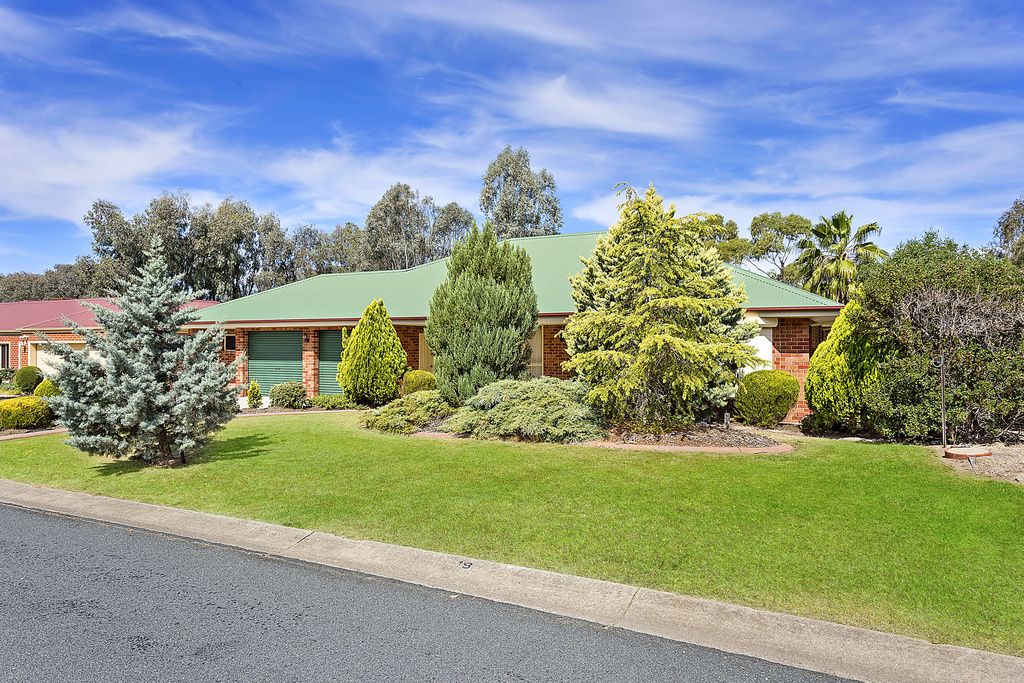 18 Stableford Place, West Wodonga VIC 3690, Image 0
