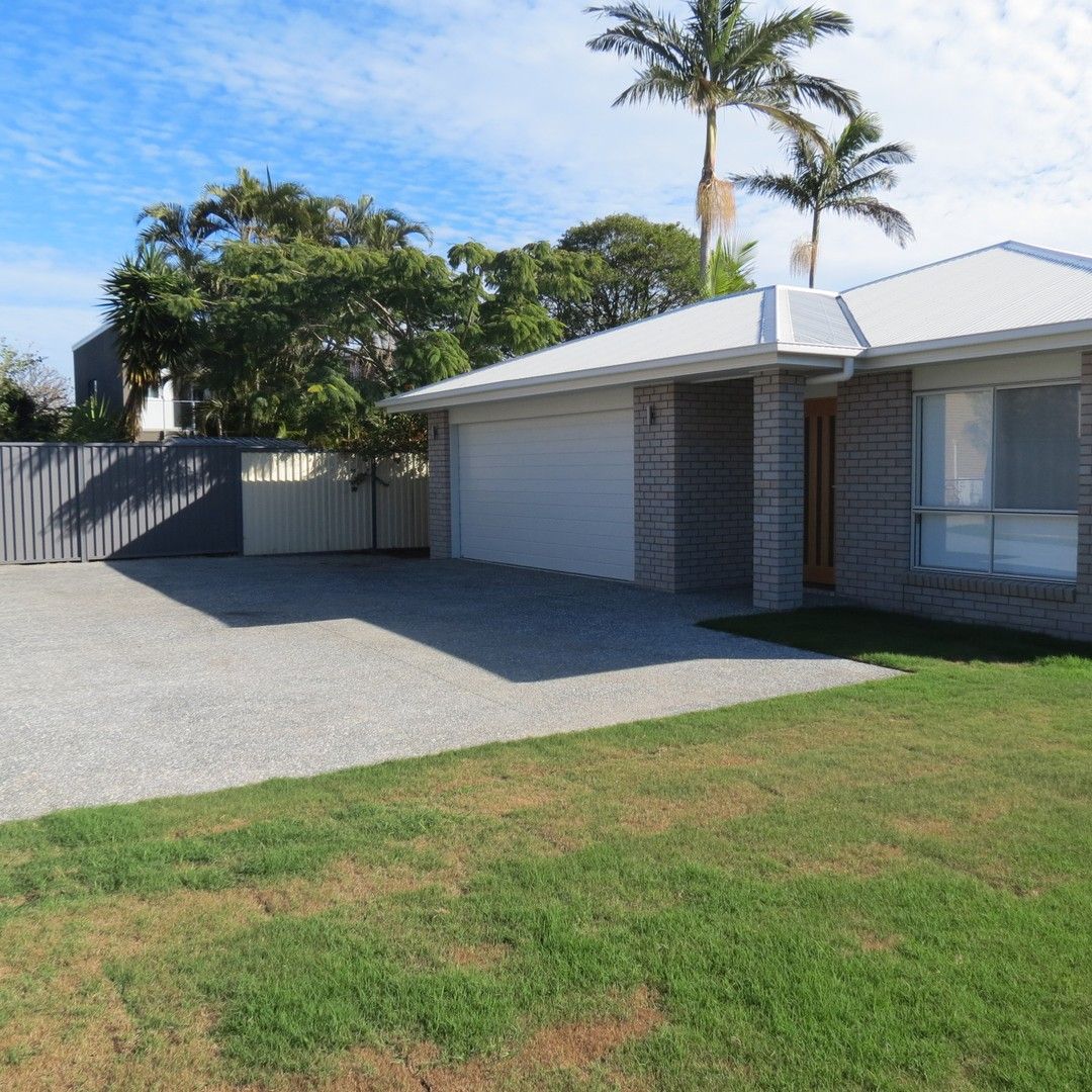 67 Randall Road, Wynnum West QLD 4178 House For Rent 800 Domain