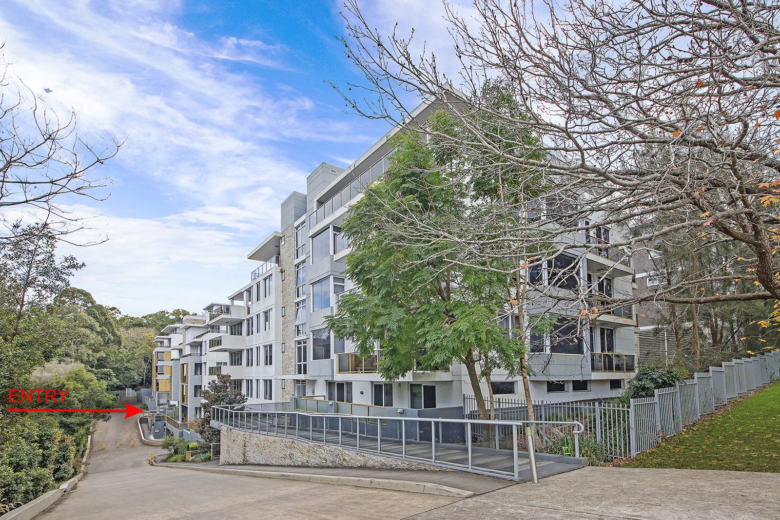 2 bedrooms Apartment / Unit / Flat in 502/12 Avon Road PYMBLE NSW, 2073