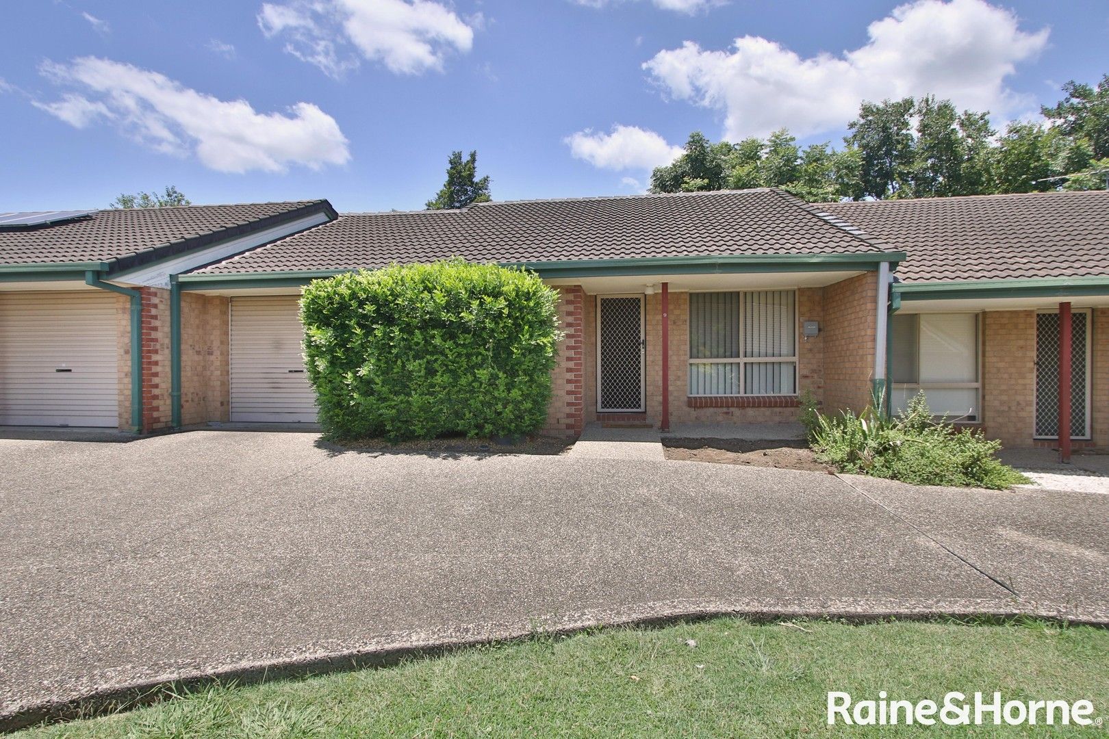 9/6 Rosegum Place, Redbank Plains QLD 4301, Image 0