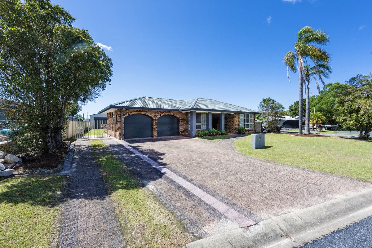 27 Abelia Avenue, Yamba NSW 2464, Image 0