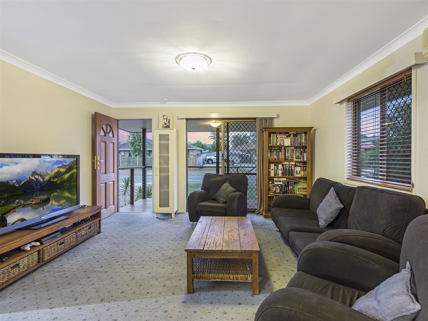 26 Bordeau Crescent, Petrie QLD 4502, Image 2