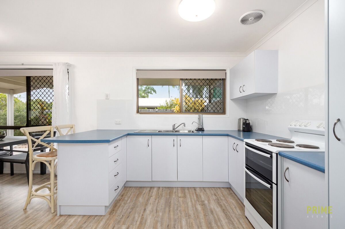 29 Honiton Street, Torquay QLD 4655, Image 2