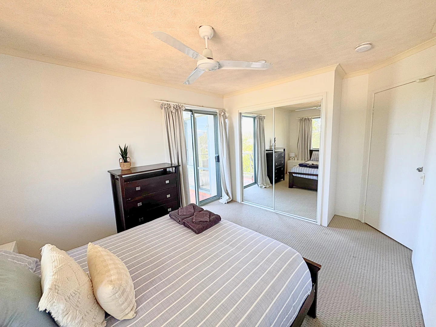 Additional image 5 of 54/2320 Gold Coast Highway, Mermaid Beach QLD 4218