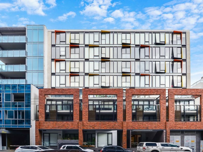 2 bedrooms Apartment / Unit / Flat in 109/36 Wilson Street SOUTH YARRA VIC, 3141