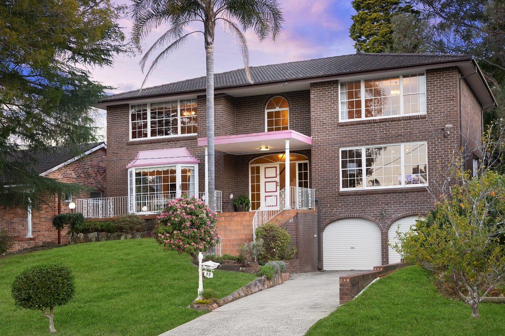 5 bedrooms House in 11 Lawson Parade ST IVES NSW, 2075