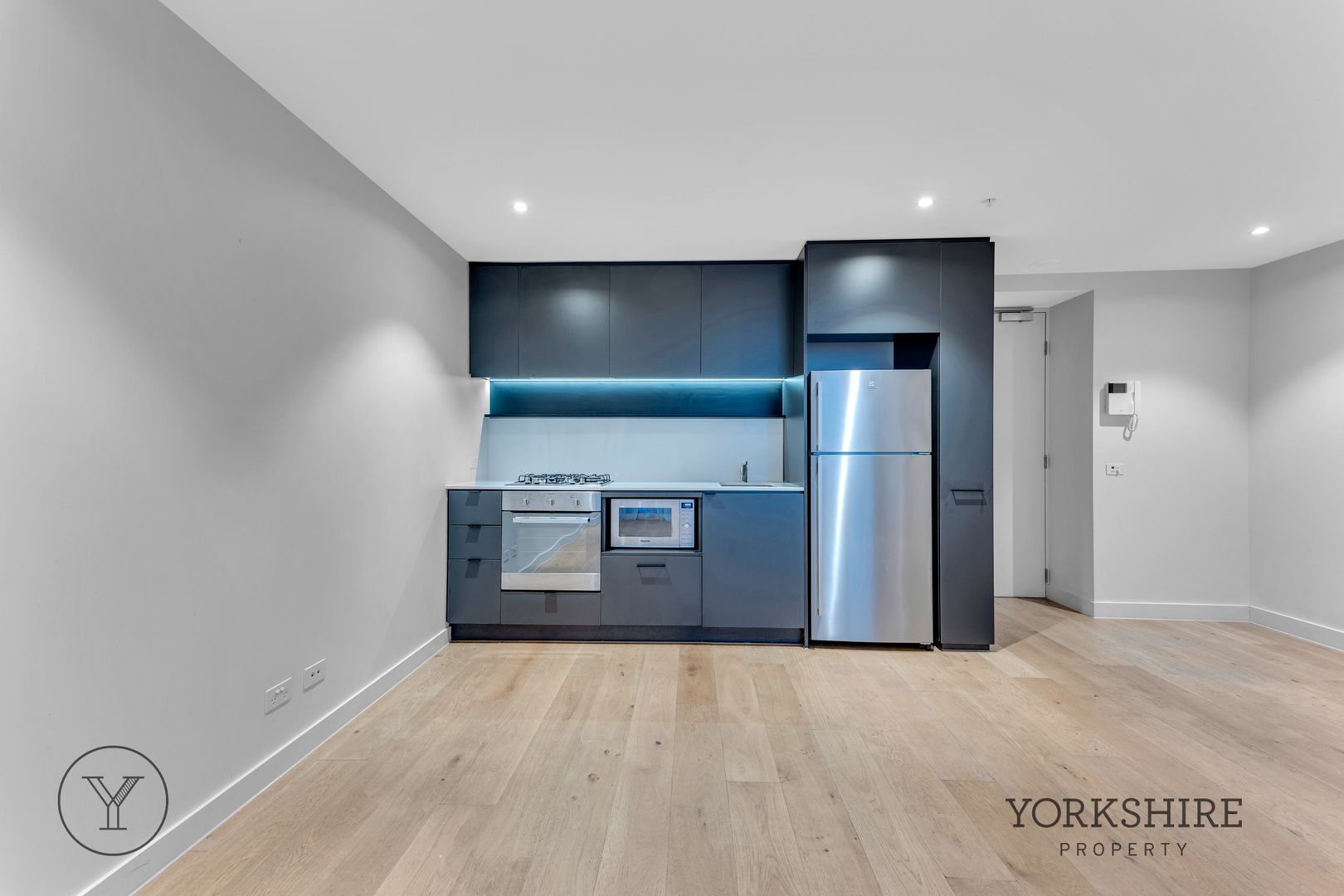 106D/21 Robert Street, Collingwood VIC 3066, Image 2