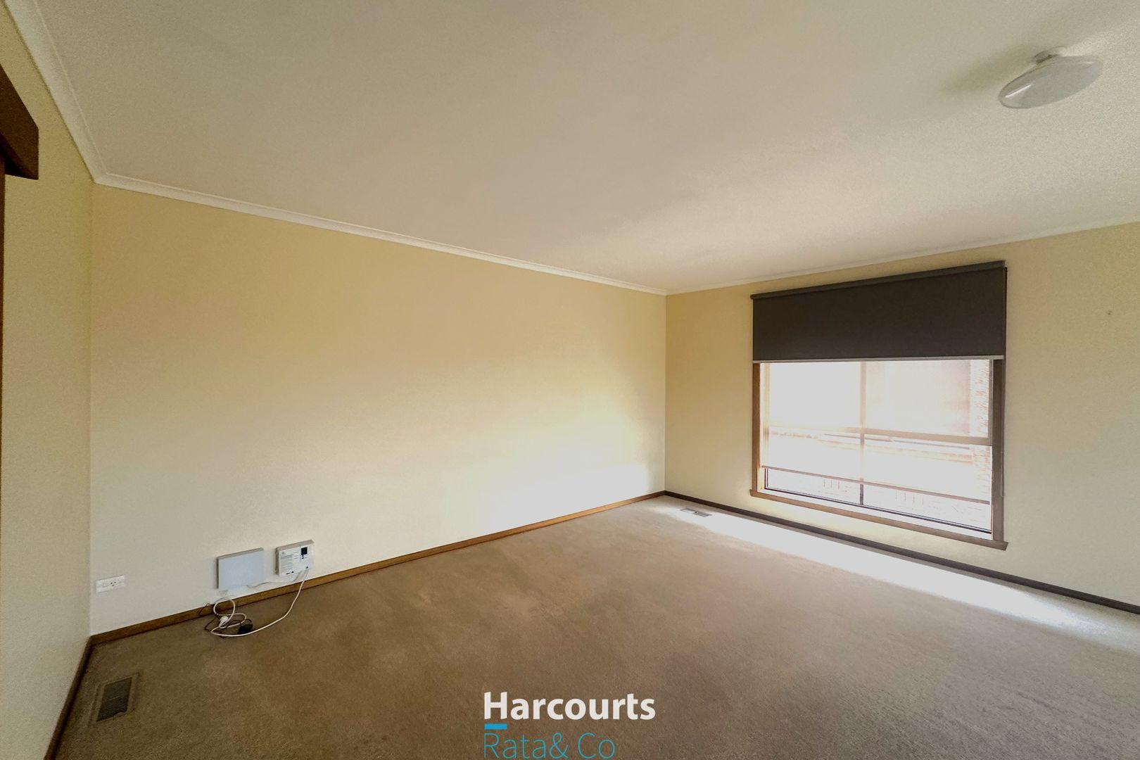 18 Cunningham Drive, Mill Park VIC 3082, Image 2