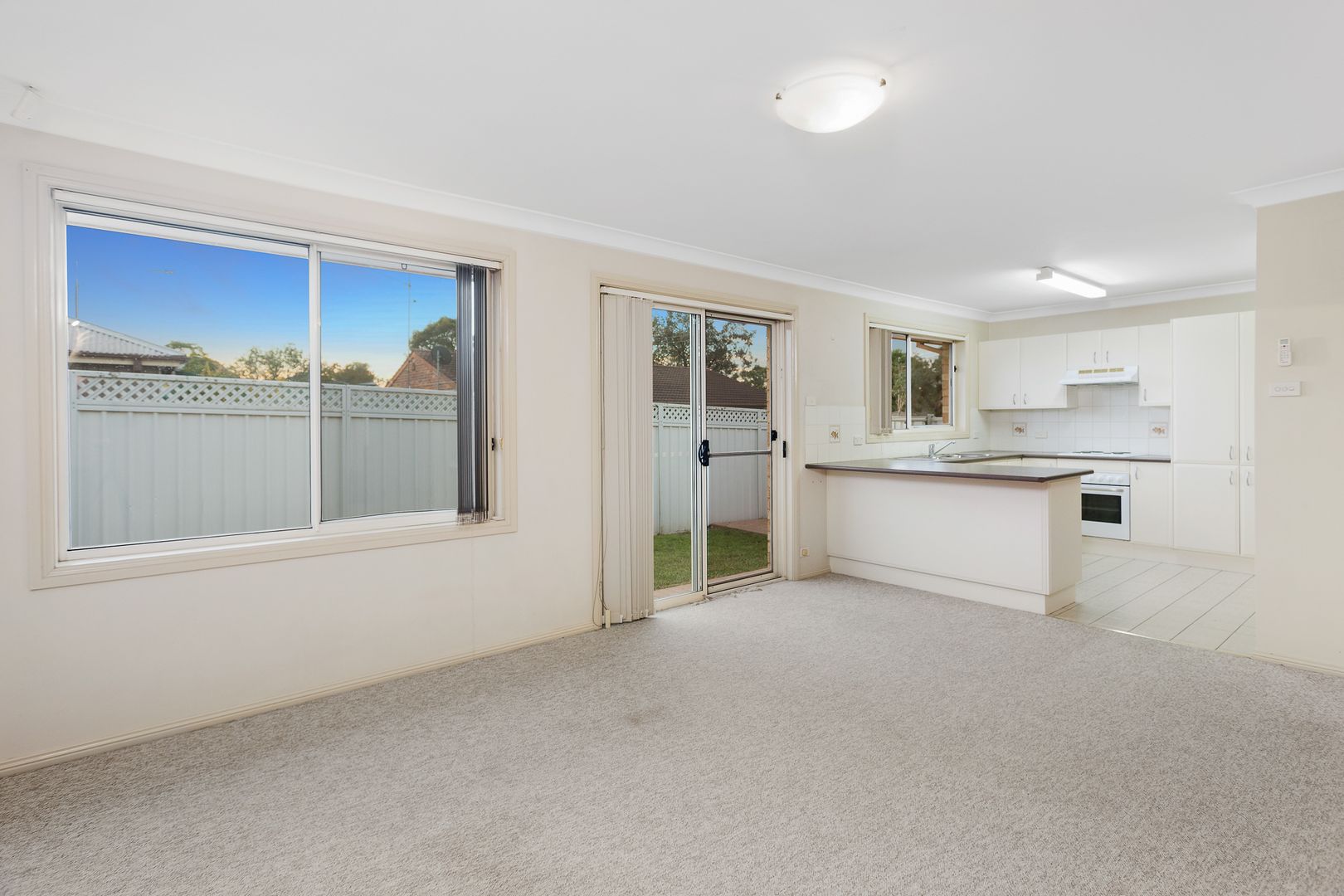 2/29 Bell Street, South Windsor NSW 2756, Image 2