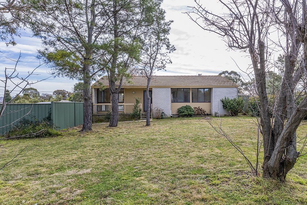 8 Barlee Place, Stirling ACT 2611, Image 1