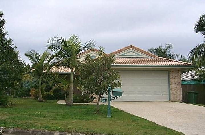 4 bedrooms House in 25 Woolumba Street TEWANTIN QLD, 4565