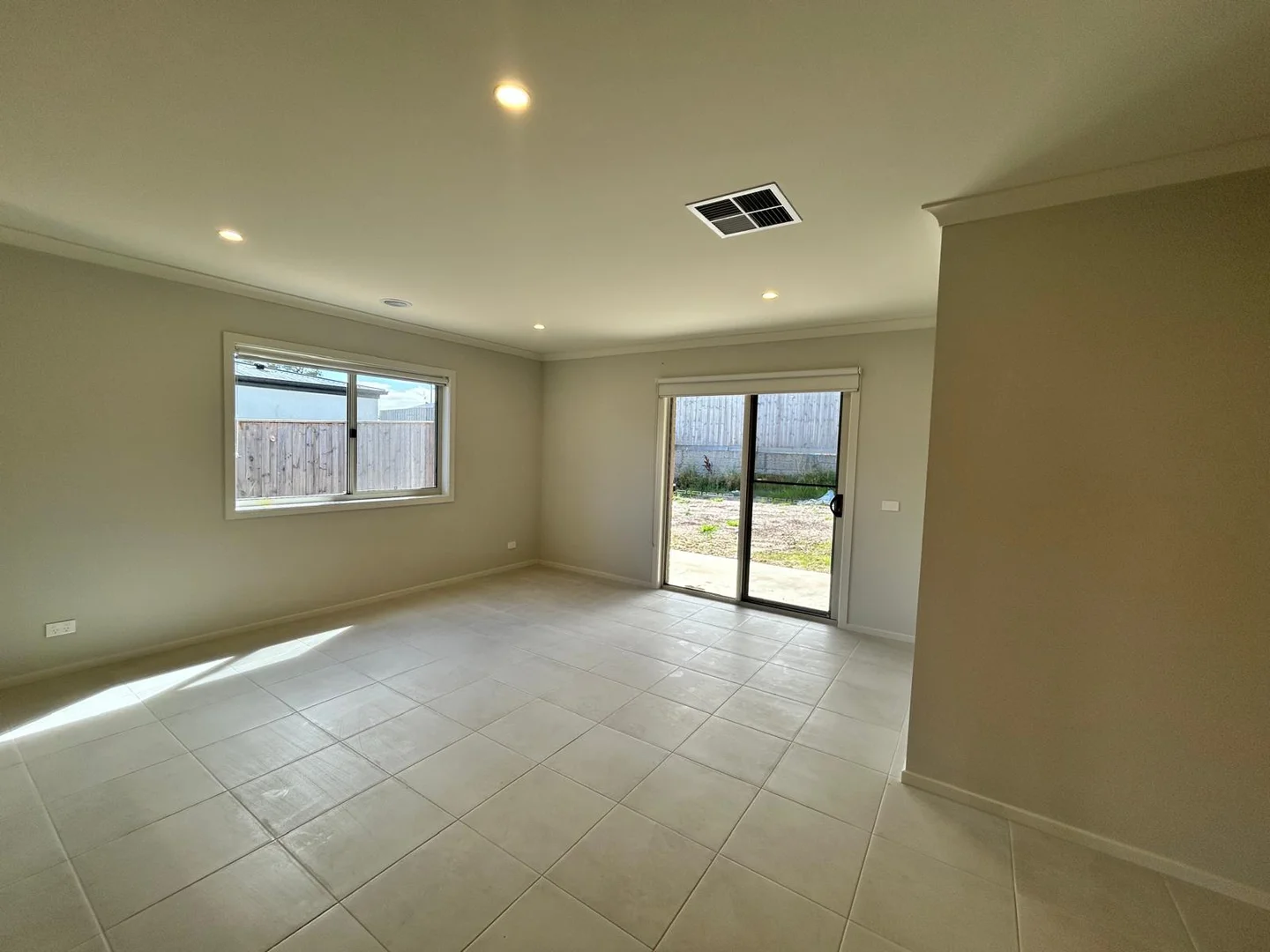 Additional image 8 of 43 PHILIP PARADE, Churchill VIC 3842