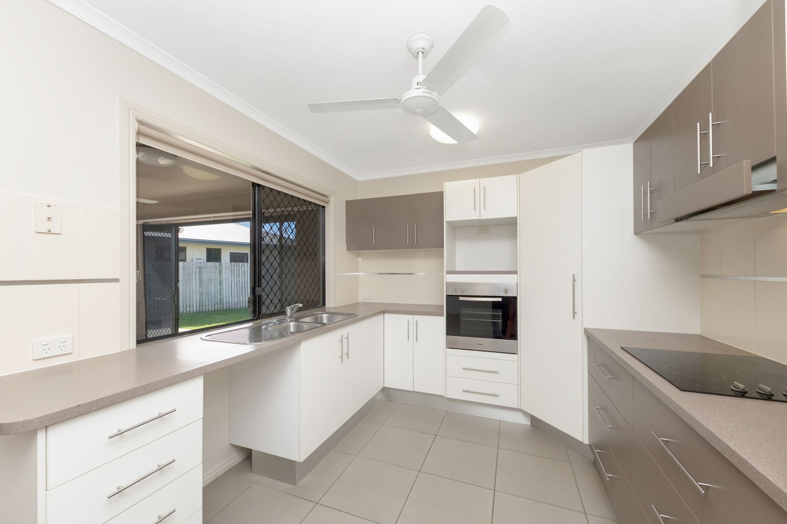 98 Summerland Drive, Deeragun QLD 4818, Image 1