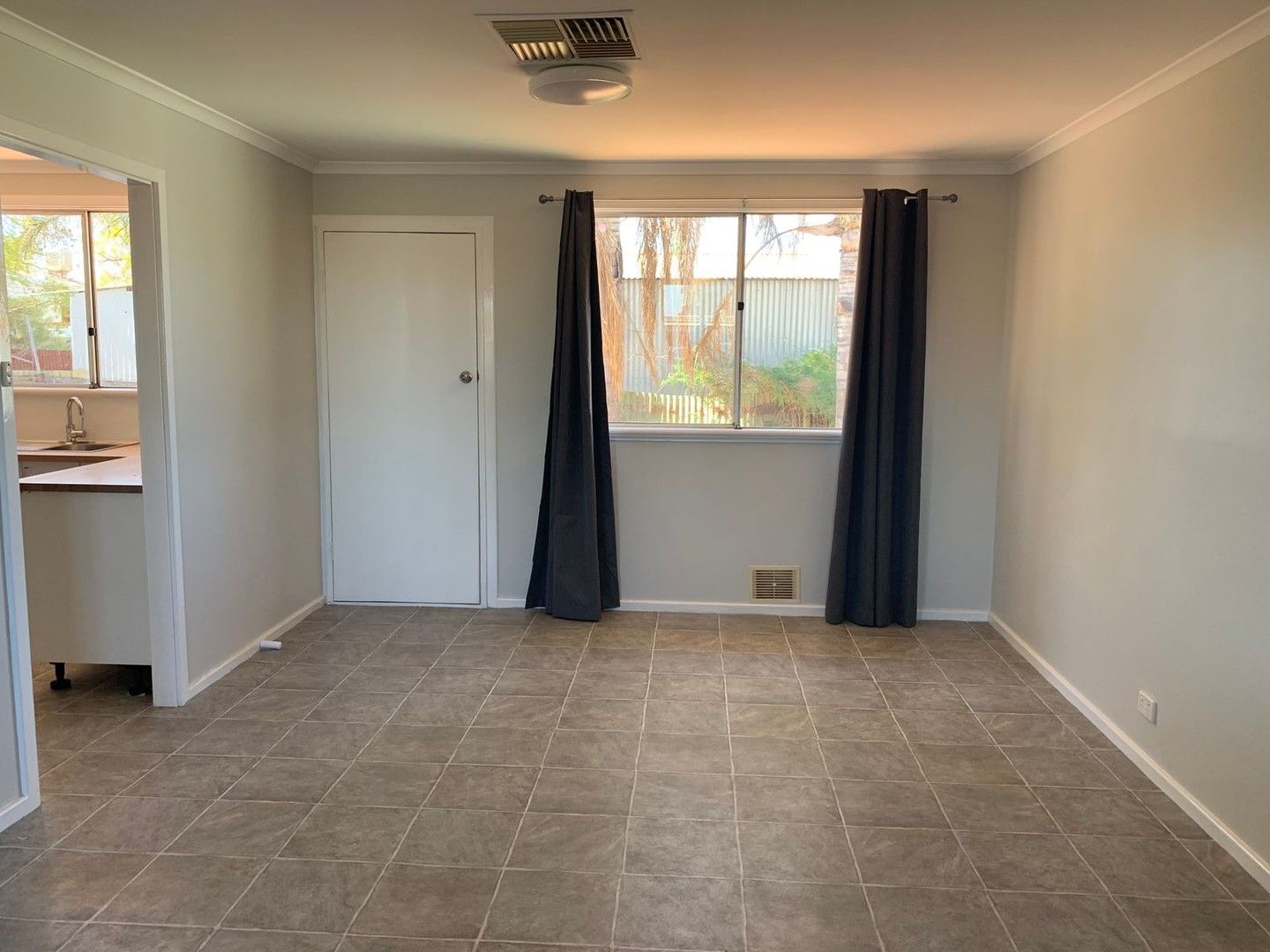 3 bedrooms House in 60A King Street SOUTH BOULDER WA, 6432