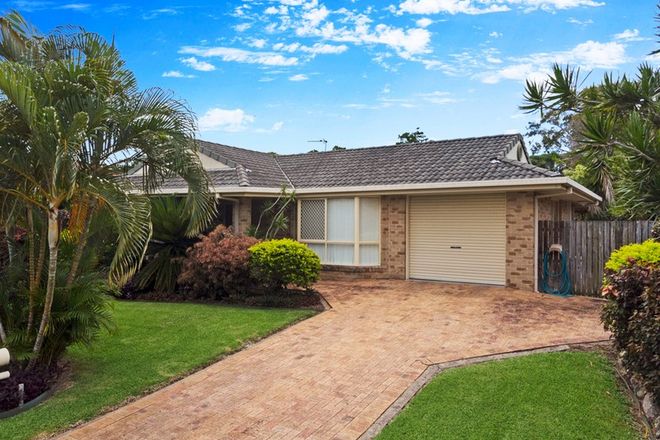 Picture of 32 Anembo Drive, TORQUAY QLD 4655