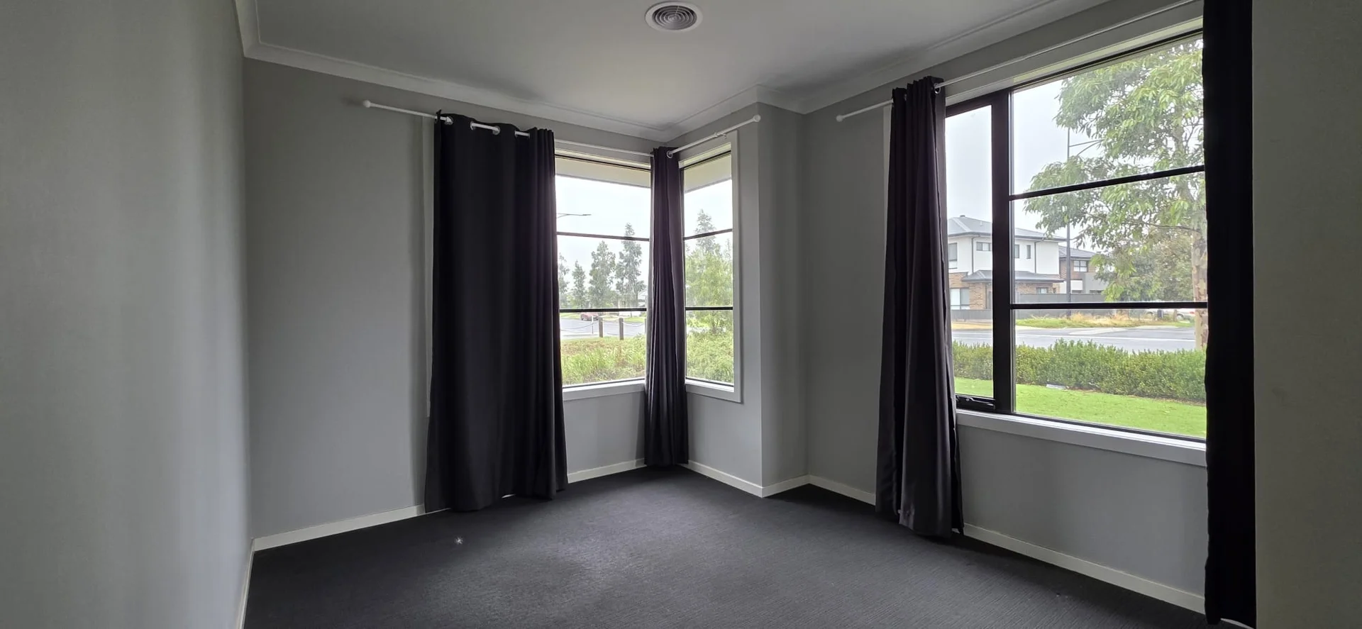 Additional image 10 of 98 Atherstone Boulevard, Strathtulloh VIC 3338