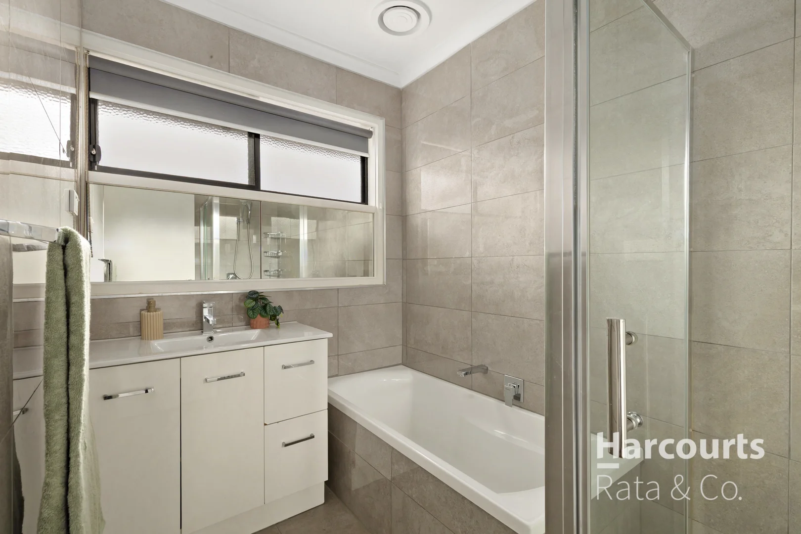 Additional image 10 of 34 Festival Grove, Lalor VIC 3075