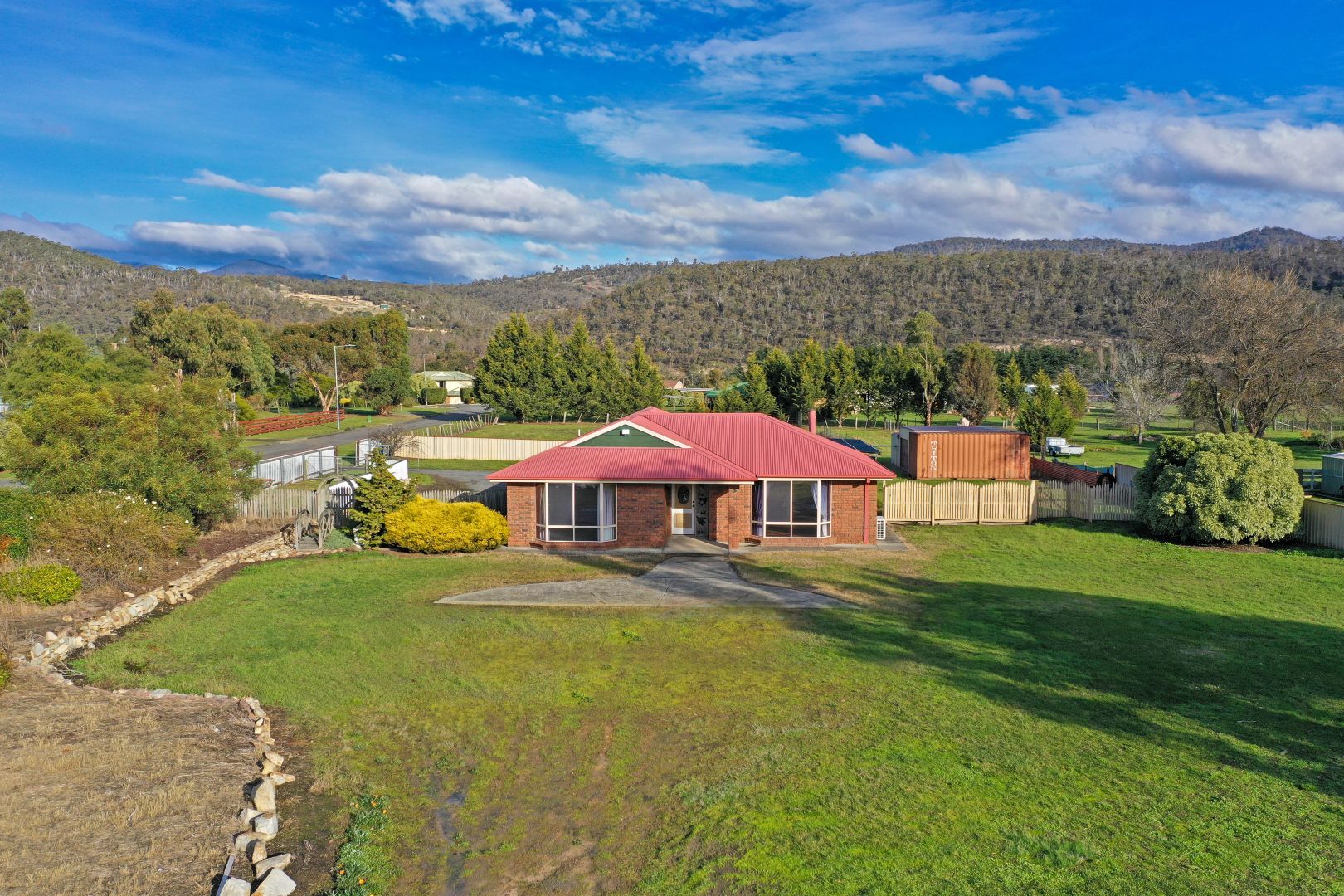 18 Oakdale Road, New Norfolk TAS 7140, Image 1