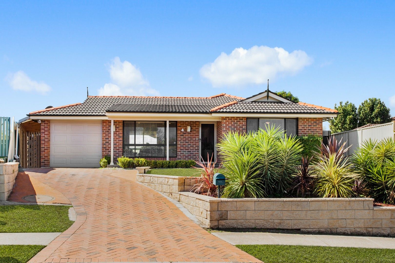 4 Olwen Place, Quakers Hill NSW 2763, Image 0