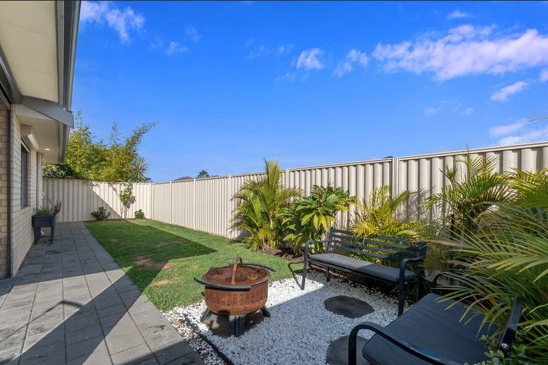 11 Weymouth Road, Aubin Grove WA 6164, Image 2