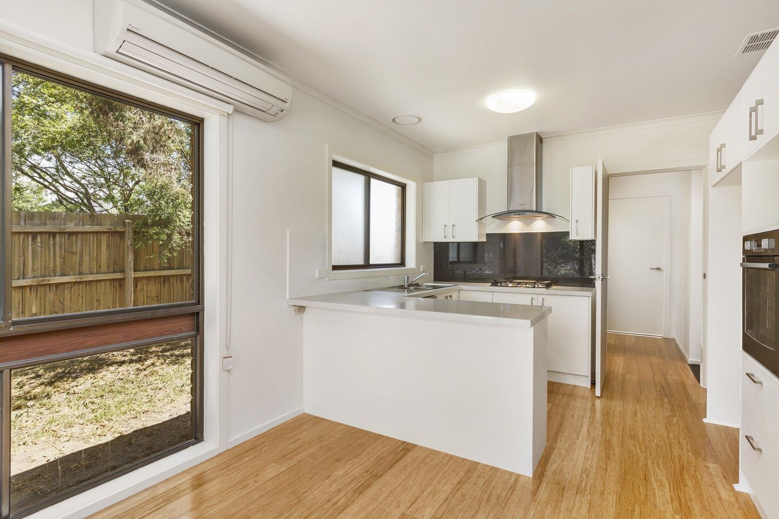 1/13-15 Mitcham Road, Donvale VIC 3111, Image 2