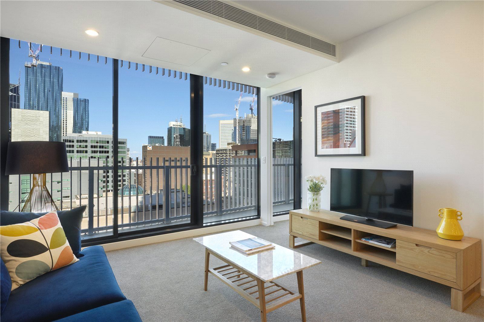 2g1 560 Lonsdale Street Melbourne Vic 3000 Apartment For Rent 485 00 Domain