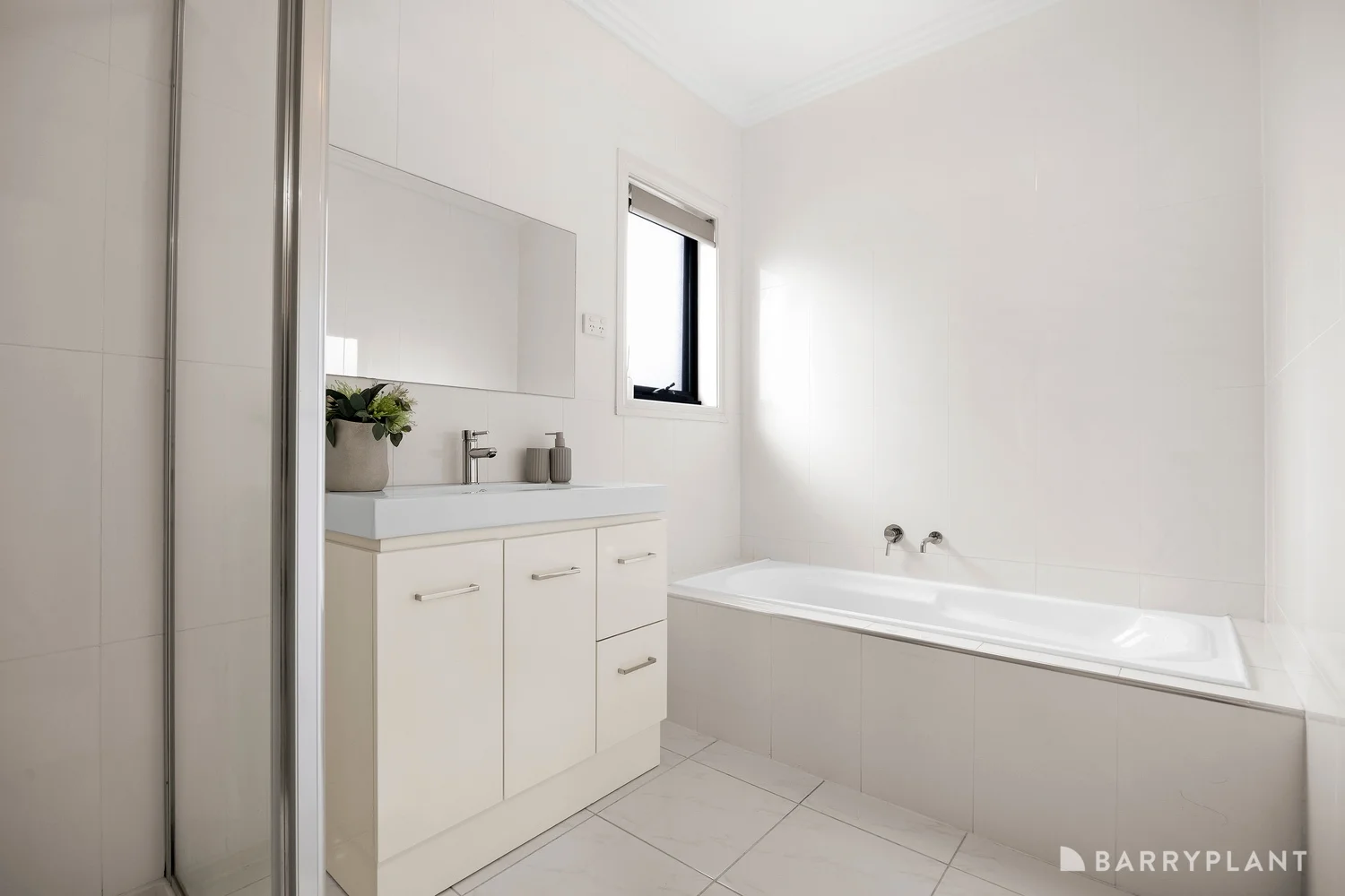 Additional image 11 of 2/17 Estelle Street, Sunshine West VIC 3020