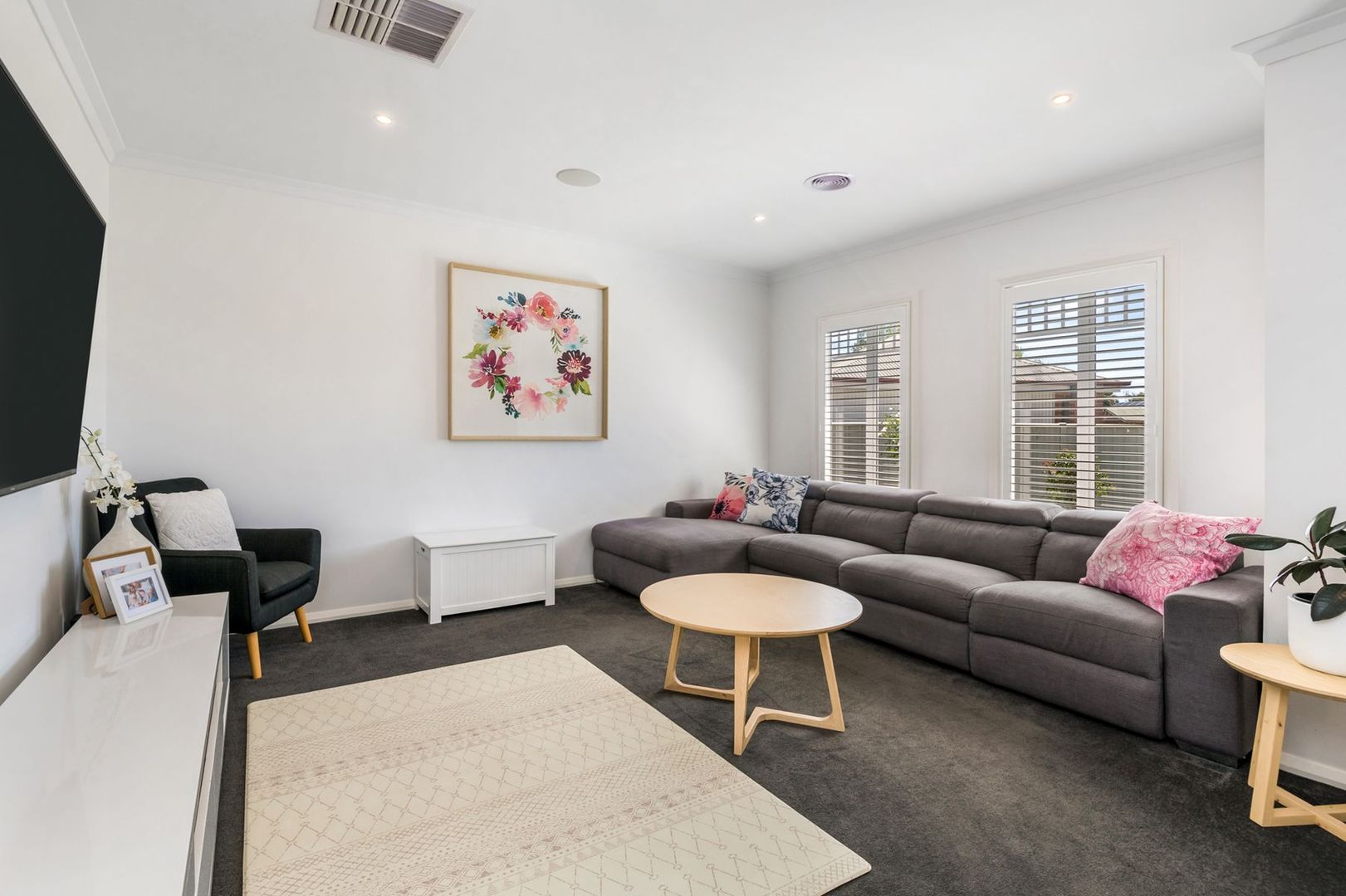 12 Robbins Court, Epsom VIC 3551, Image 1