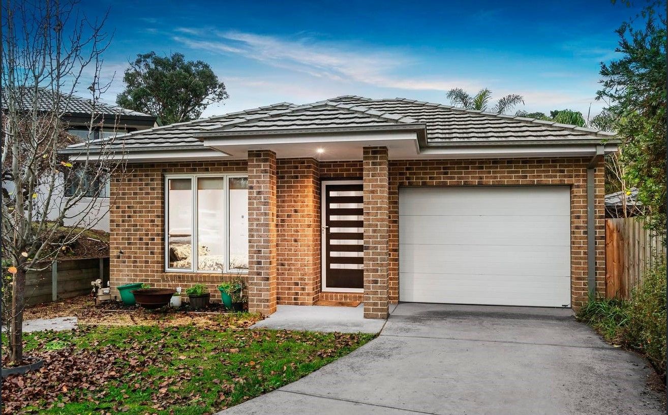 3 bedrooms House in 13a Roymar Court WONGA PARK VIC, 3115