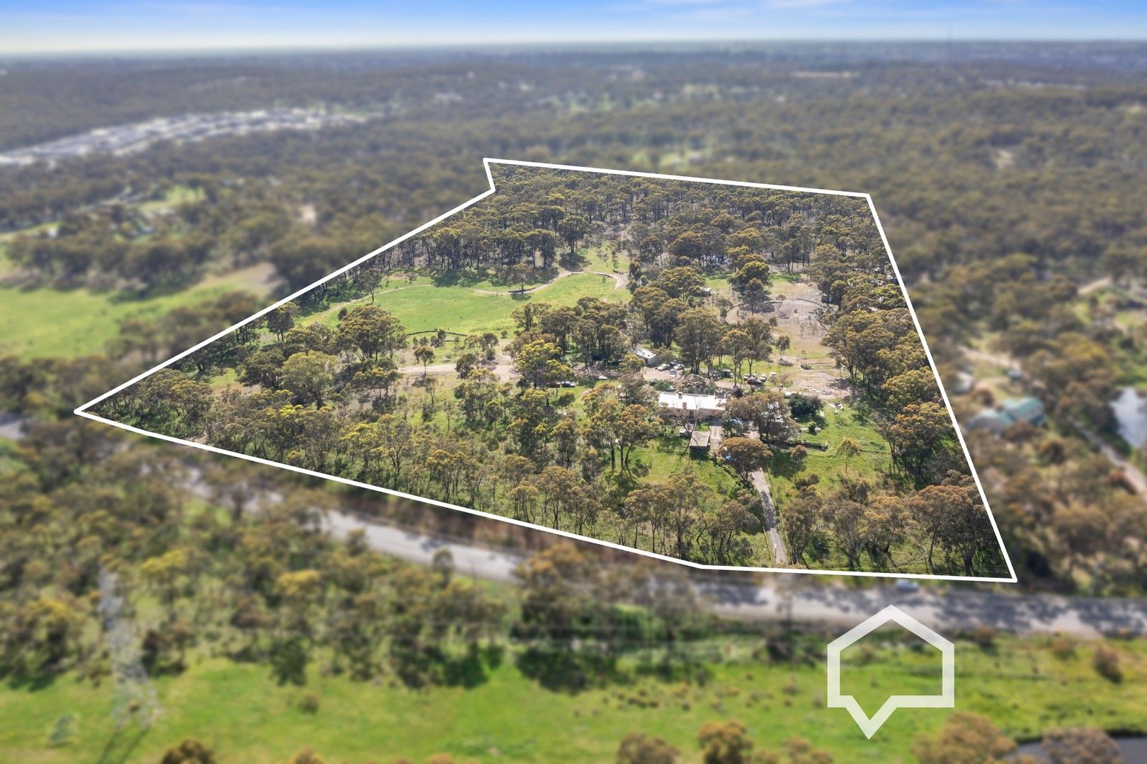 350-370 Olympic Parade, Maiden Gully VIC 3551, Image 0