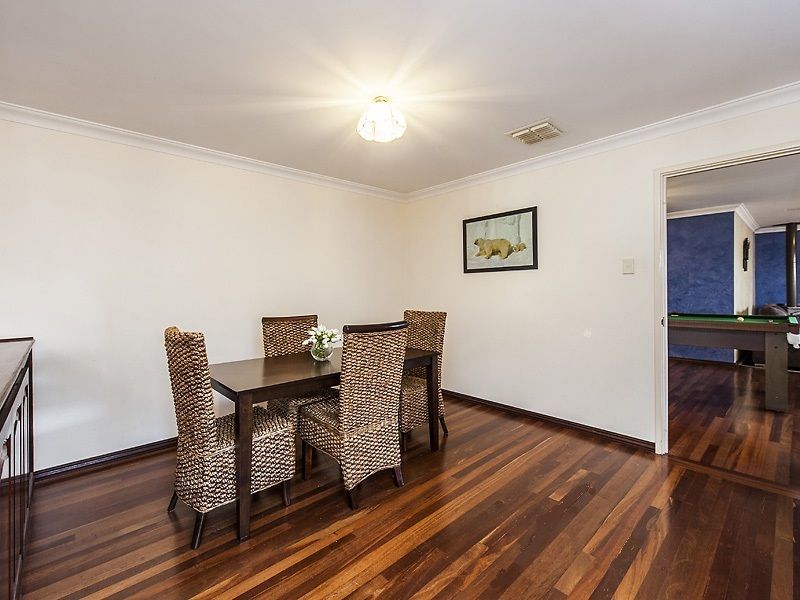 11 Adelphi Court, Marangaroo WA 6064, Image 2