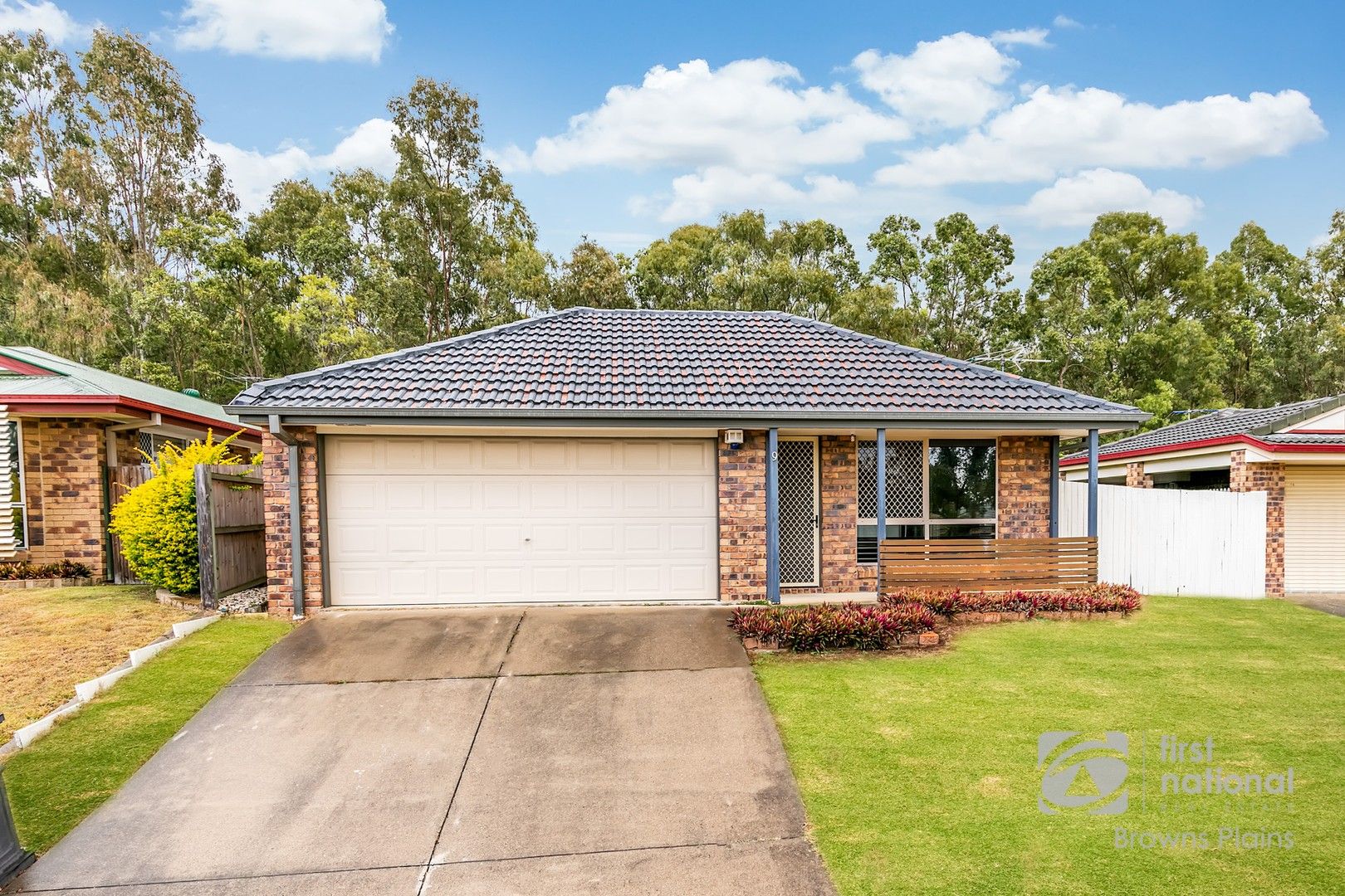 9 Burdekin Crt, Hillcrest QLD 4118, Image 0