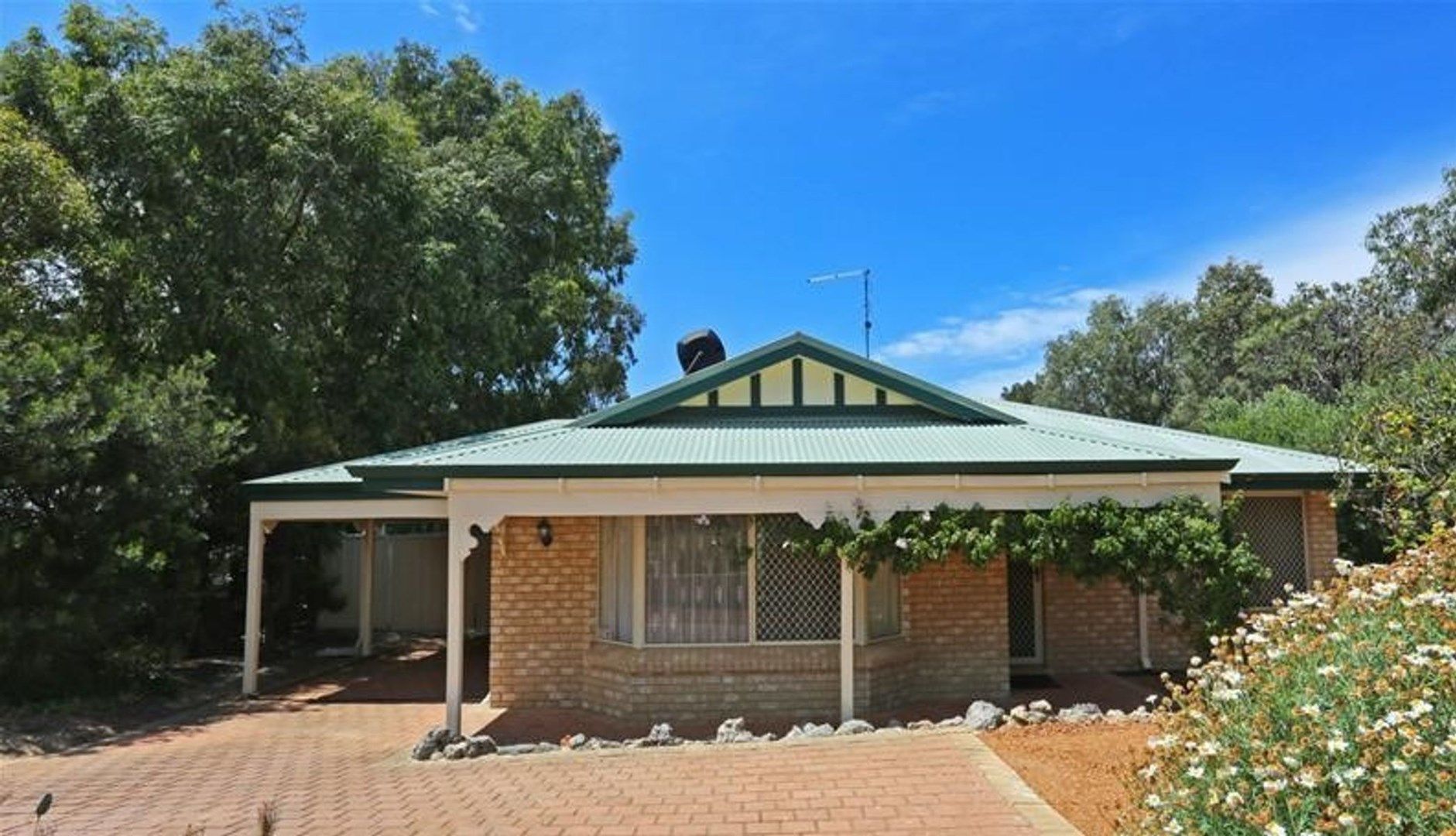 3 bedrooms House in 20A Hillway Street DAWESVILLE WA, 6211