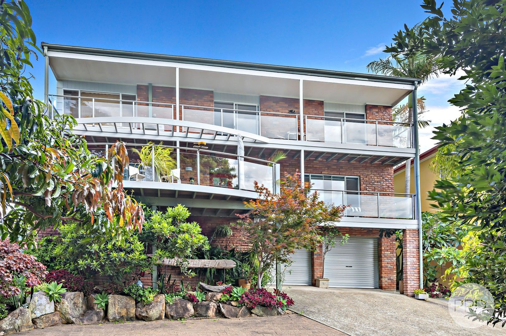 4 bedrooms House in 15 Bagnall Avenue SOLDIERS POINT NSW, 2317