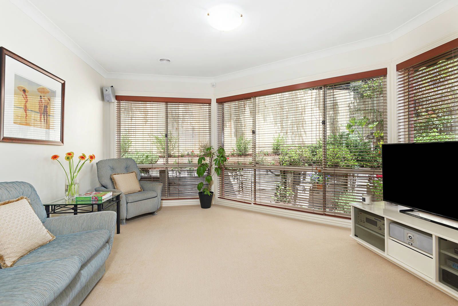 2/3 Bronte Street, Heidelberg VIC 3084, Image 2