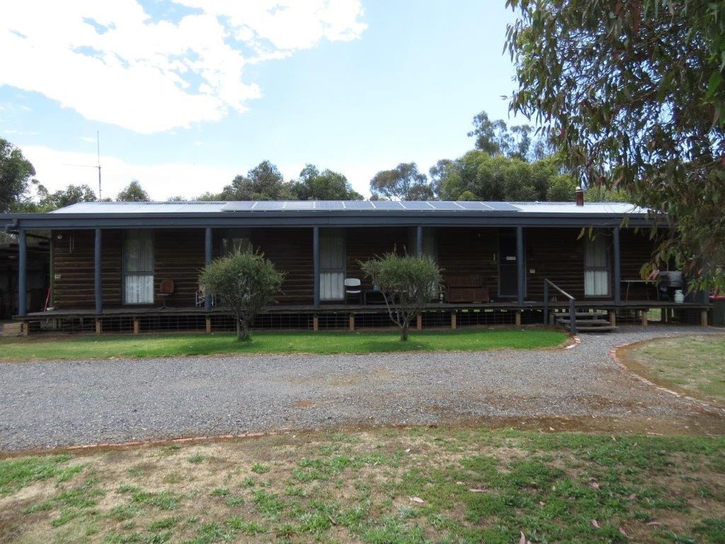 25 Calder Highway, Wedderburn VIC 3518, Image 0