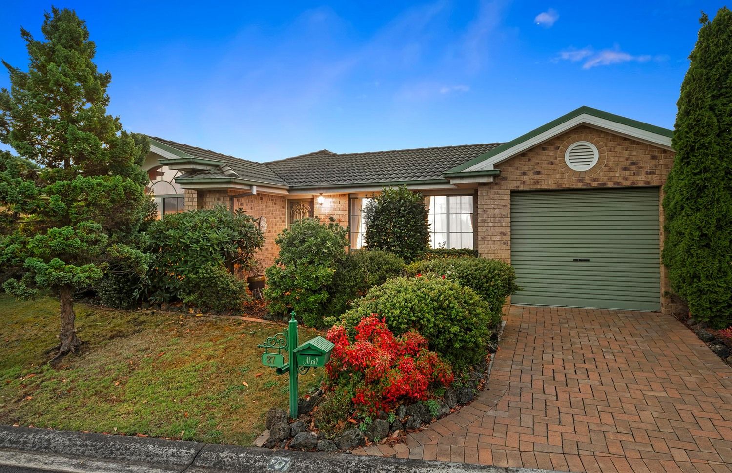 27 Ramble Crescent, Croydon VIC 3136, Image 0