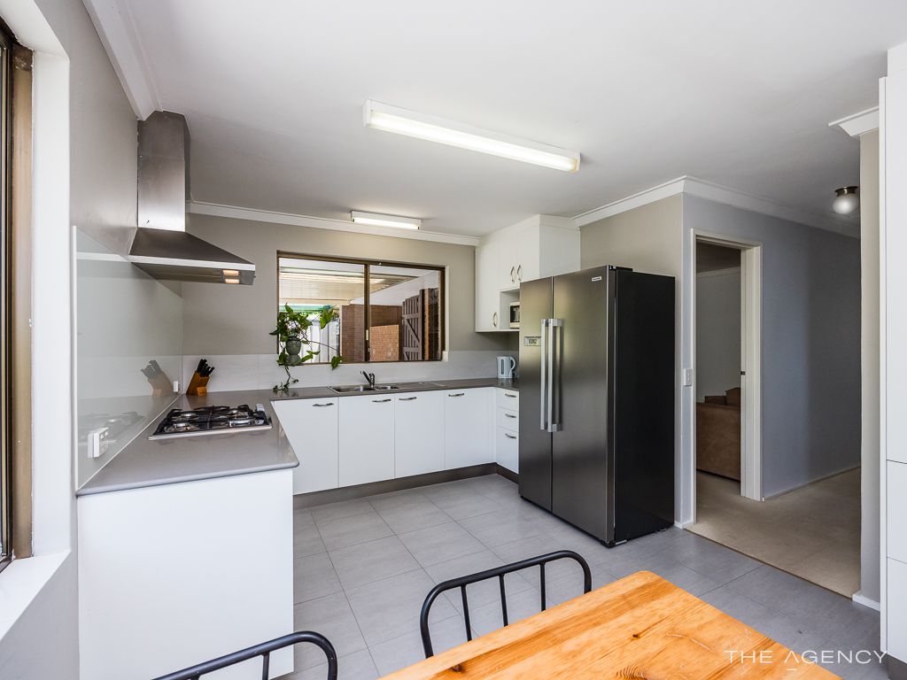 20A Penguin Close, Heathridge WA 6027, Image 2