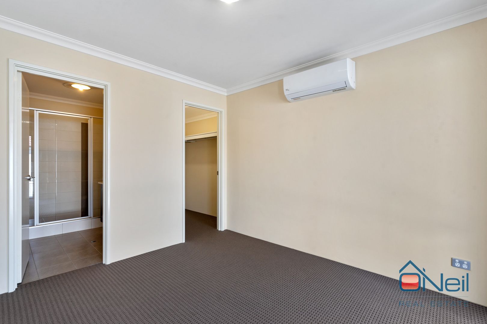 8/13 Durling Place, Kelmscott WA 6111, Image 2