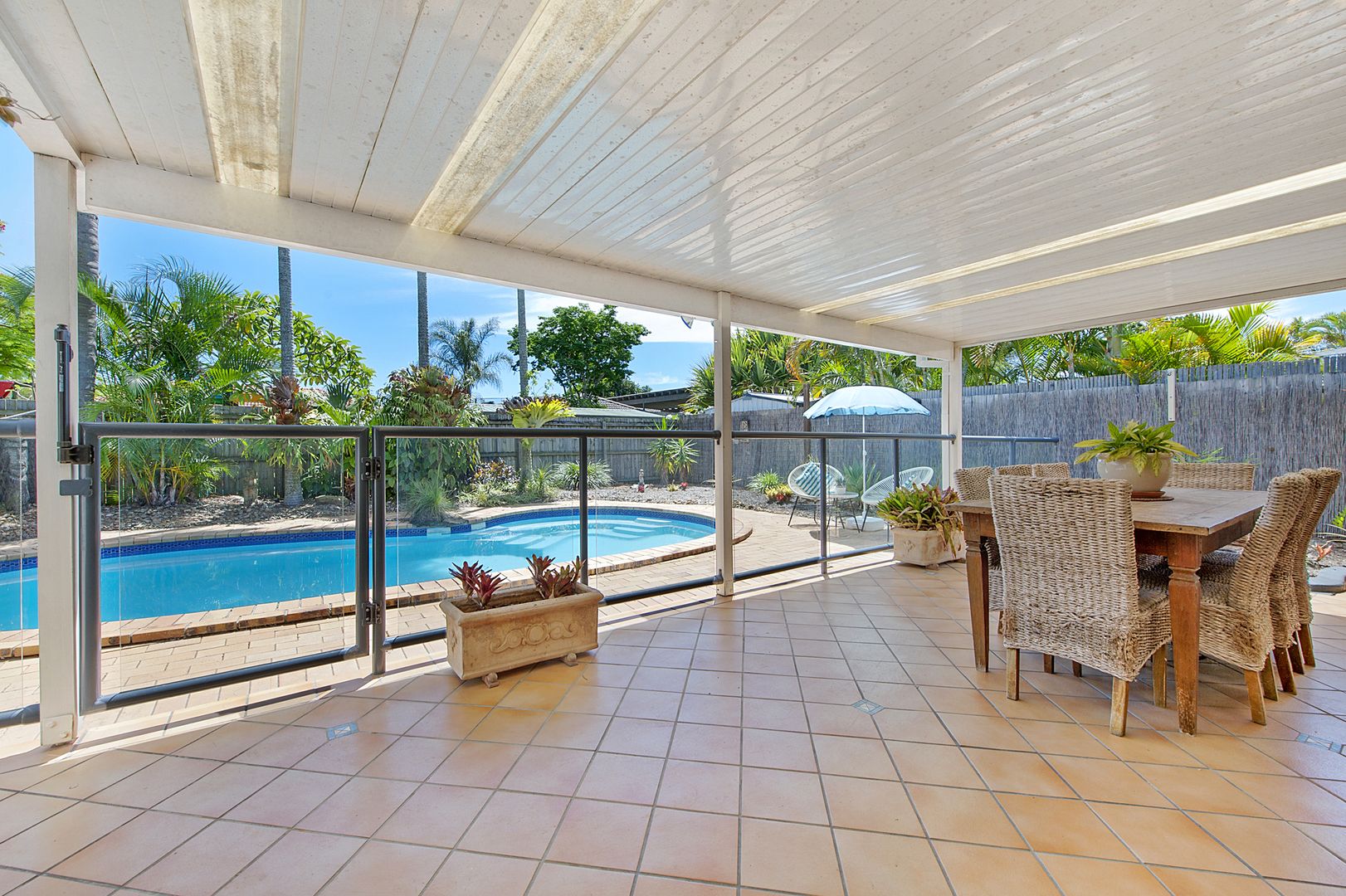 11 Coronet Crescent, Burleigh Waters QLD 4220, Image 2