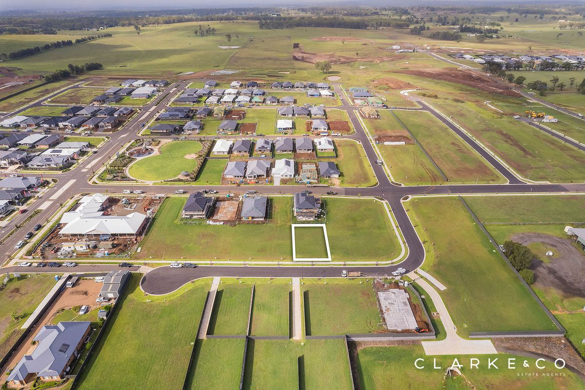 13 Pasture Place, Lochinvar NSW 2321 Domain