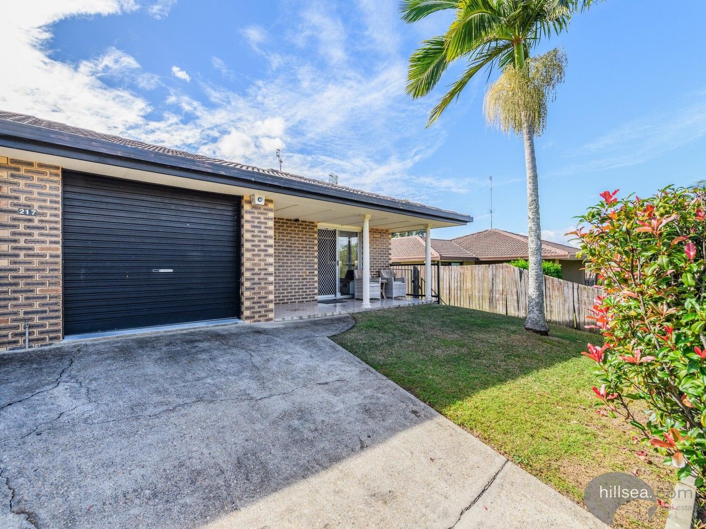 2/217 Central Street, Labrador QLD 4215, Image 0