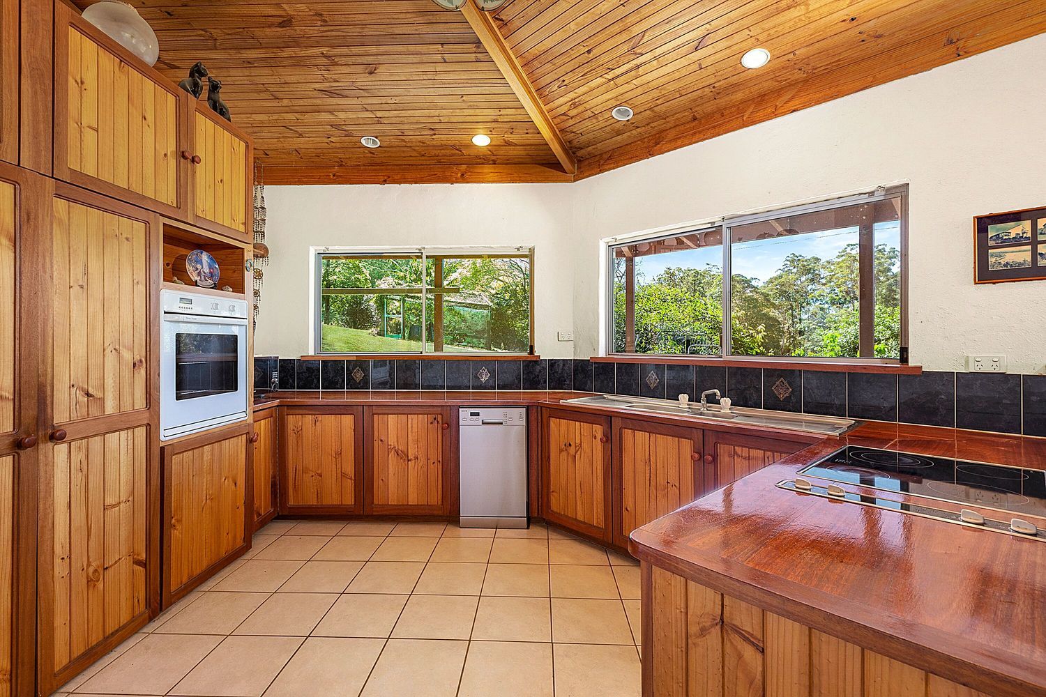 685 Cooloolabin Road, Cooloolabin QLD 4560, Image 2