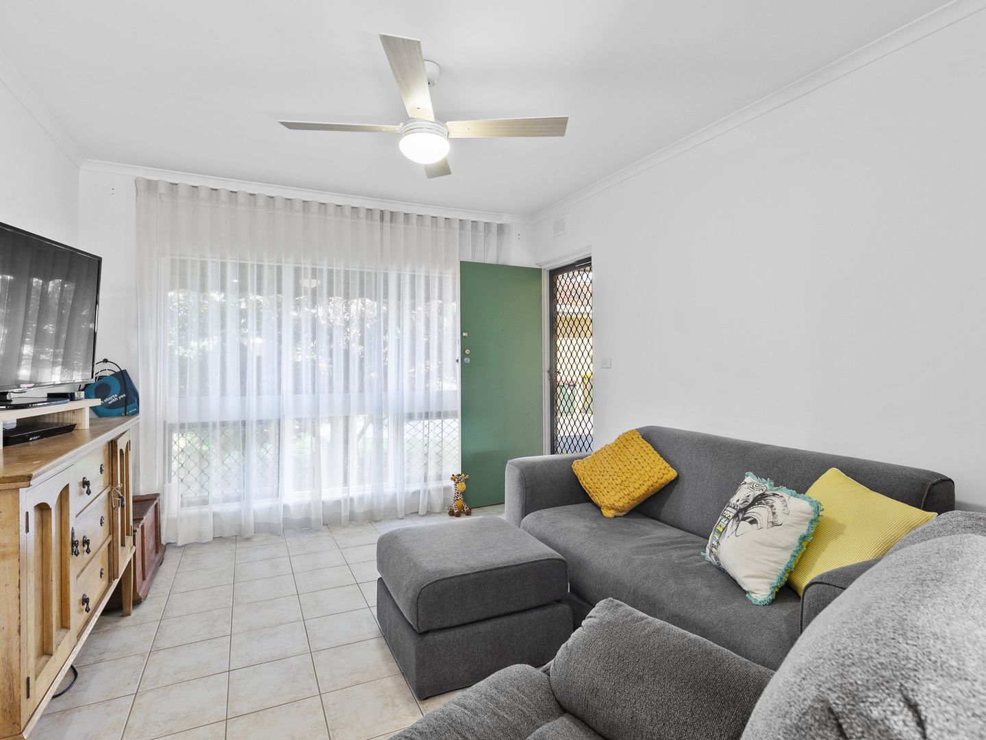 4/15 First Avenue, Ascot Park SA 5043, Image 2