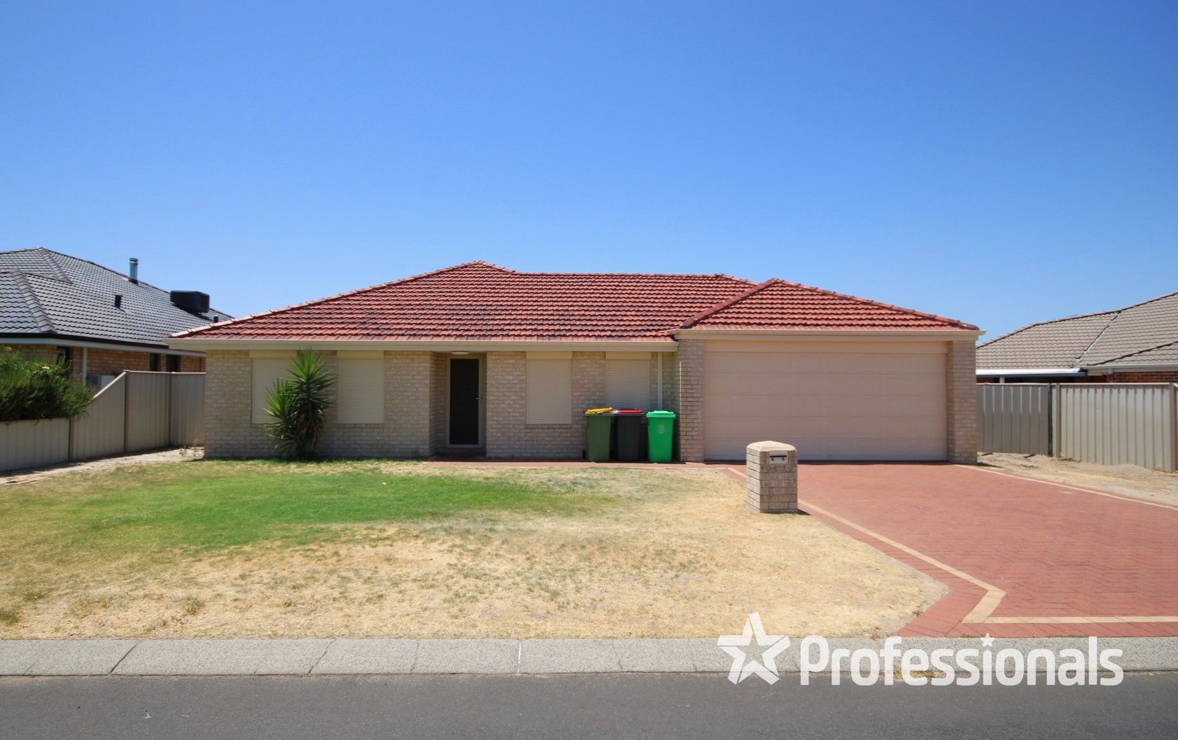 4 bedrooms House in 29 The Boulevard AUSTRALIND WA, 6233