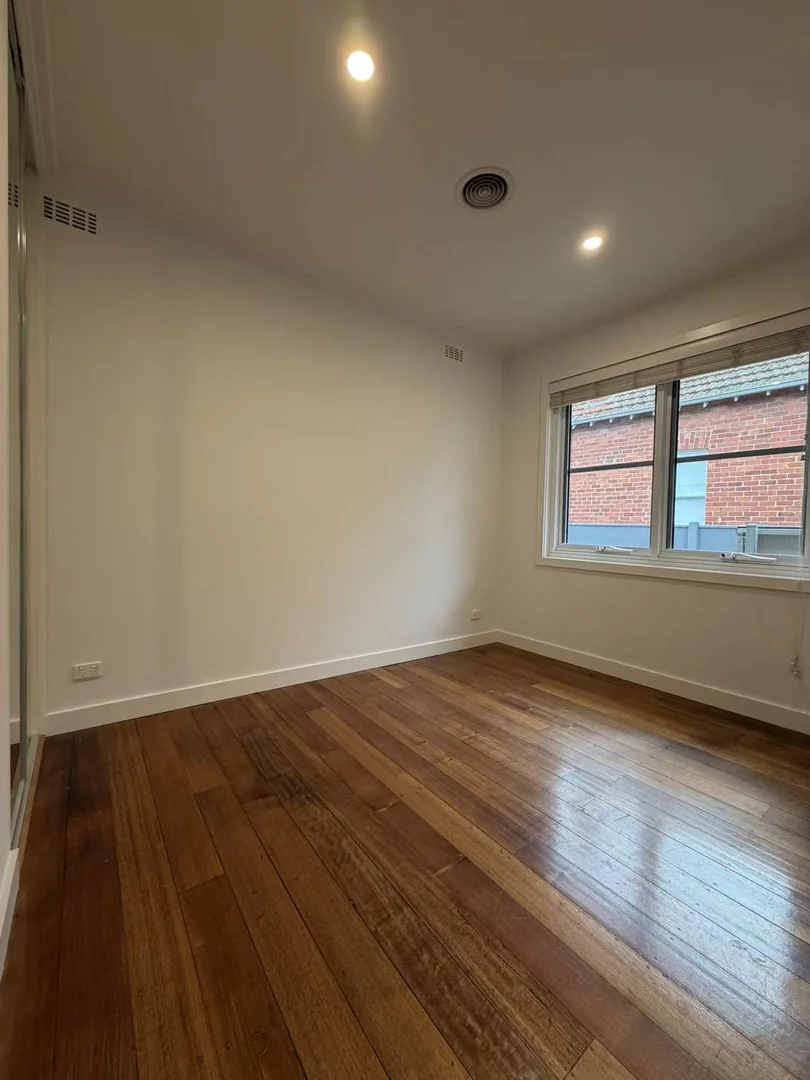 Additional image 7 of 32 Carnarvon Road, Caulfield North VIC 3161