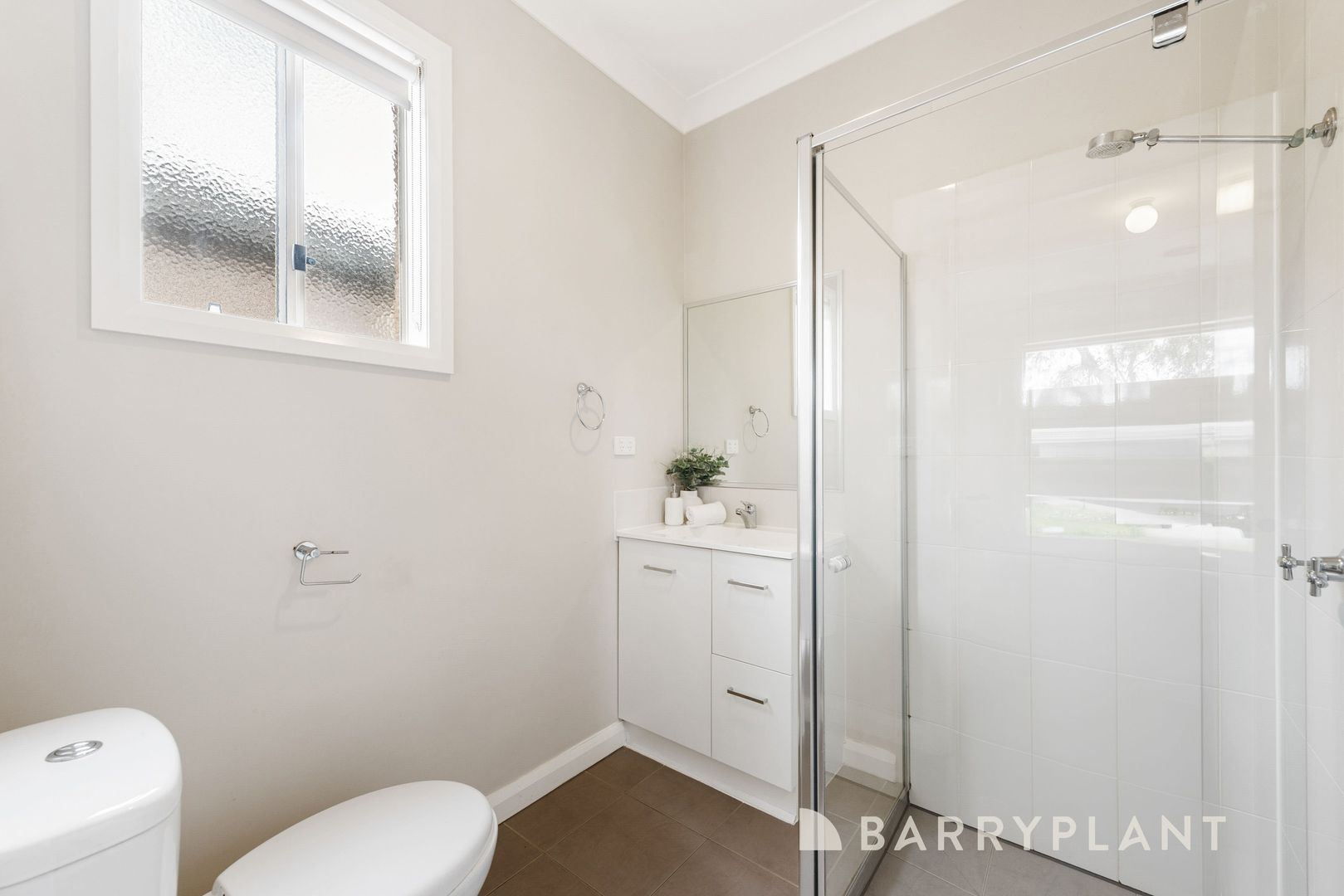 10 Lady Penryhn Drive, Harkness VIC 3337, Image 2