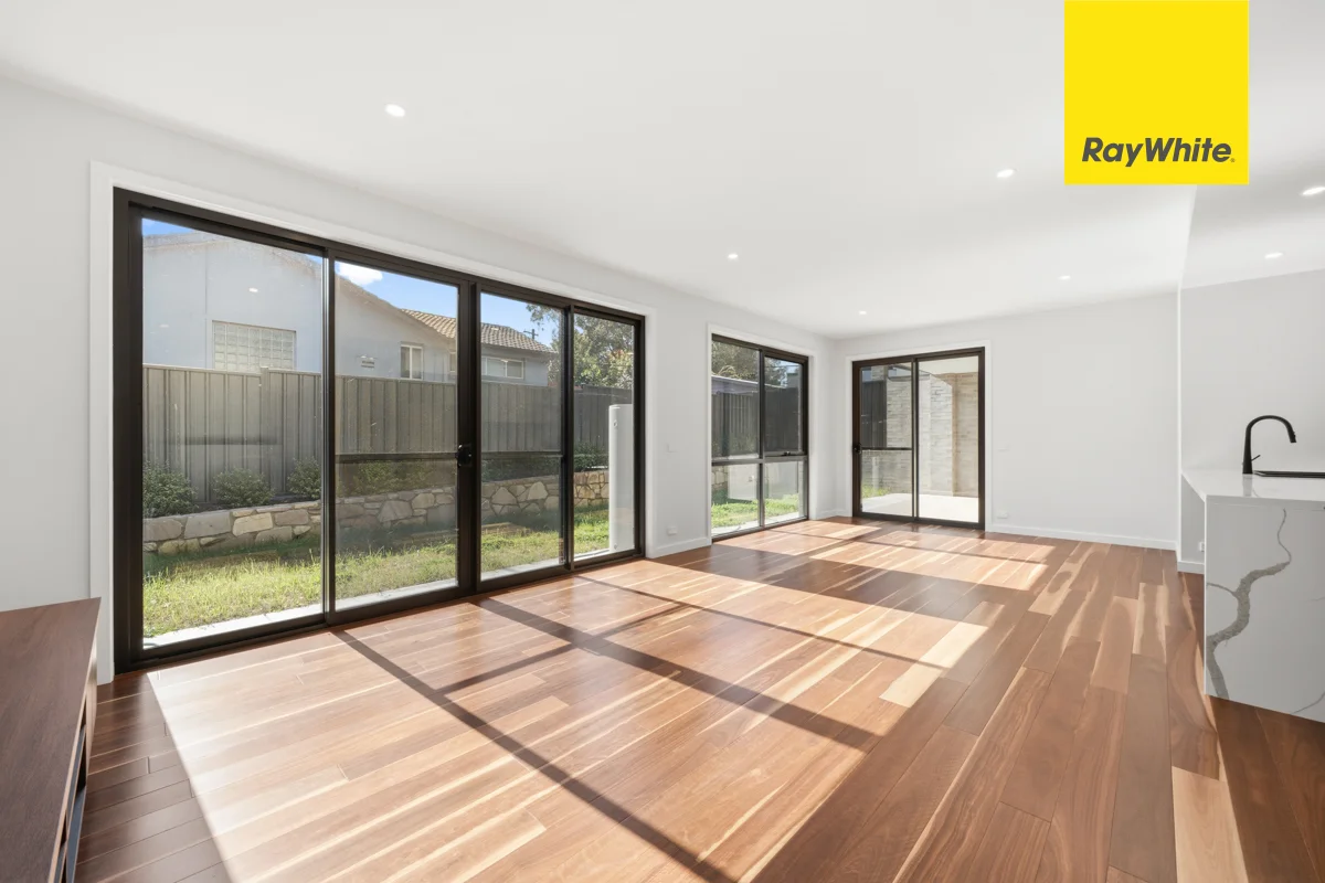 Additional image 4 of 2/22 Enderby Street, Mawson ACT 2607