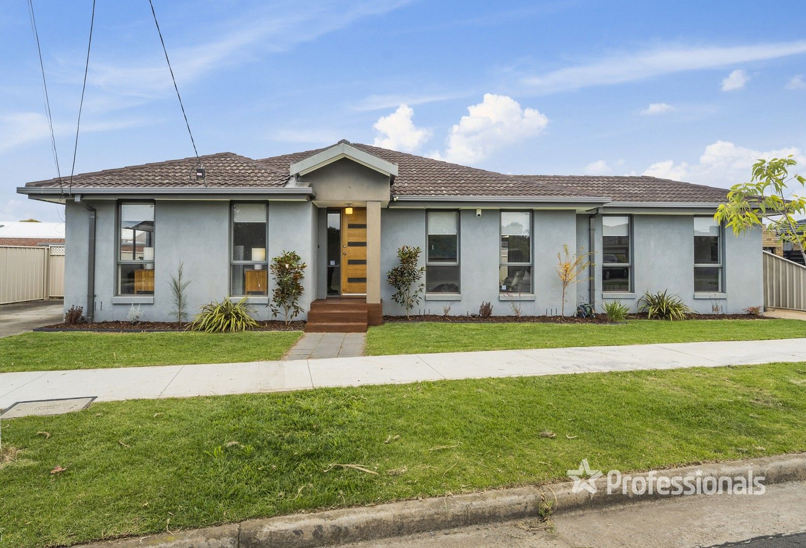 16 Mcintosh Avenue, Hoppers Crossing VIC 3029, Image 0